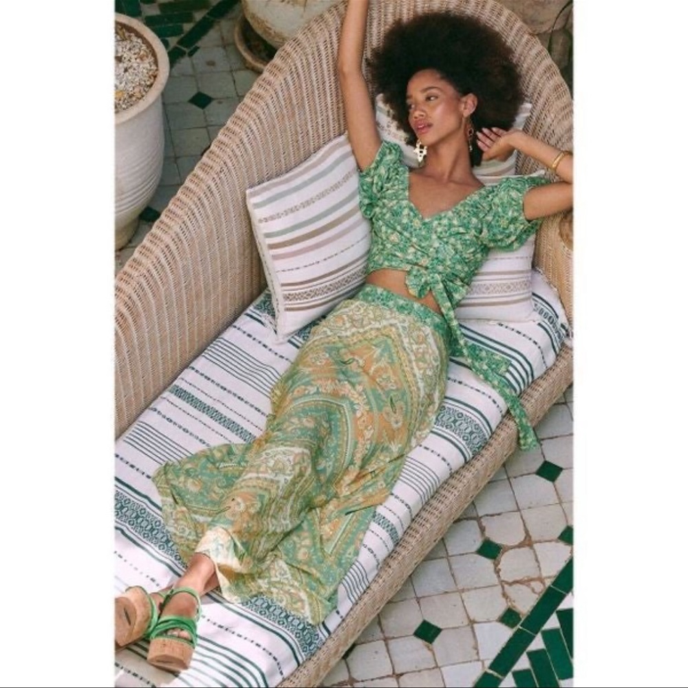 Spell Madame Peacock Skirt in Emerald. Medium